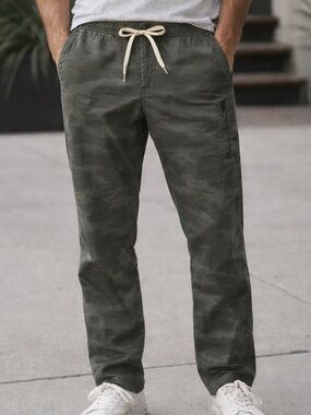 Vuori Ripstop Camo Pants Men’s Size M